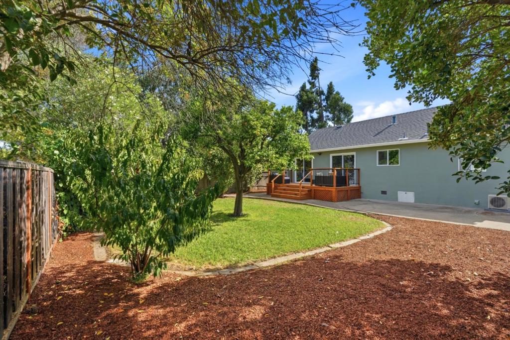 1121 Elmer Street Property Photo 32