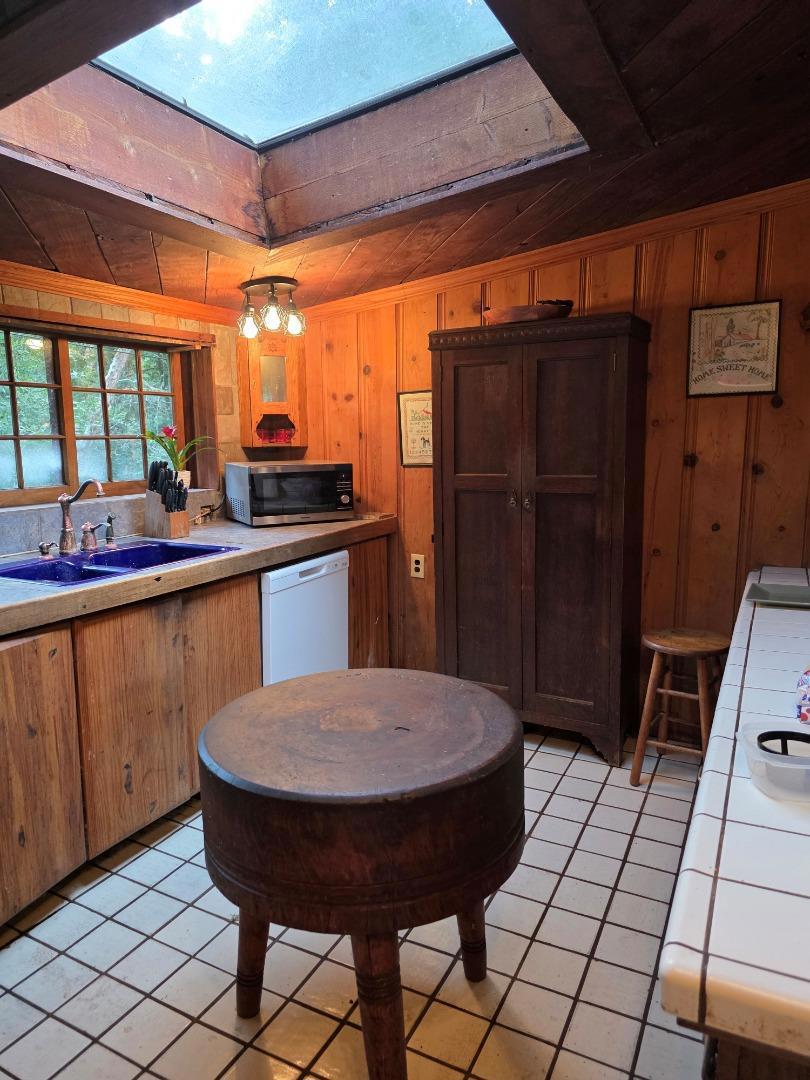 17275 Highway 9 Property Photo 4