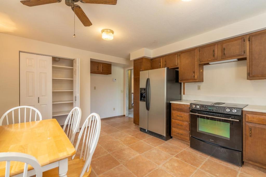 11565 Mccarthy Road Property Photo 12