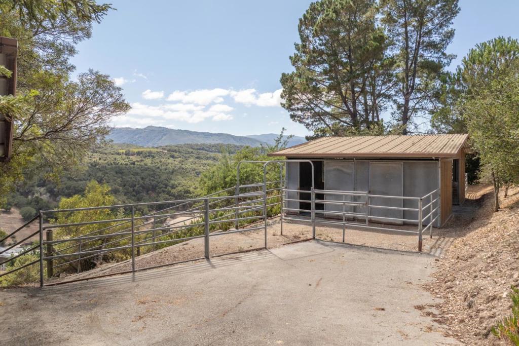 11565 Mccarthy Road Property Photo 31