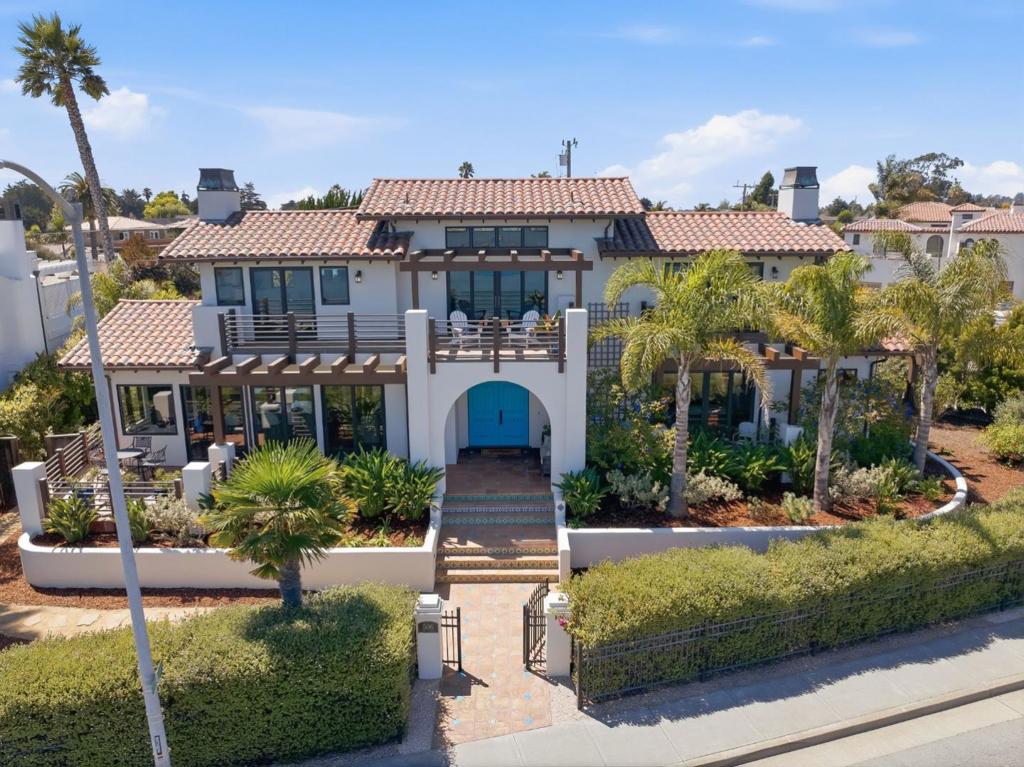 506 W Cliff Drive Property Photo