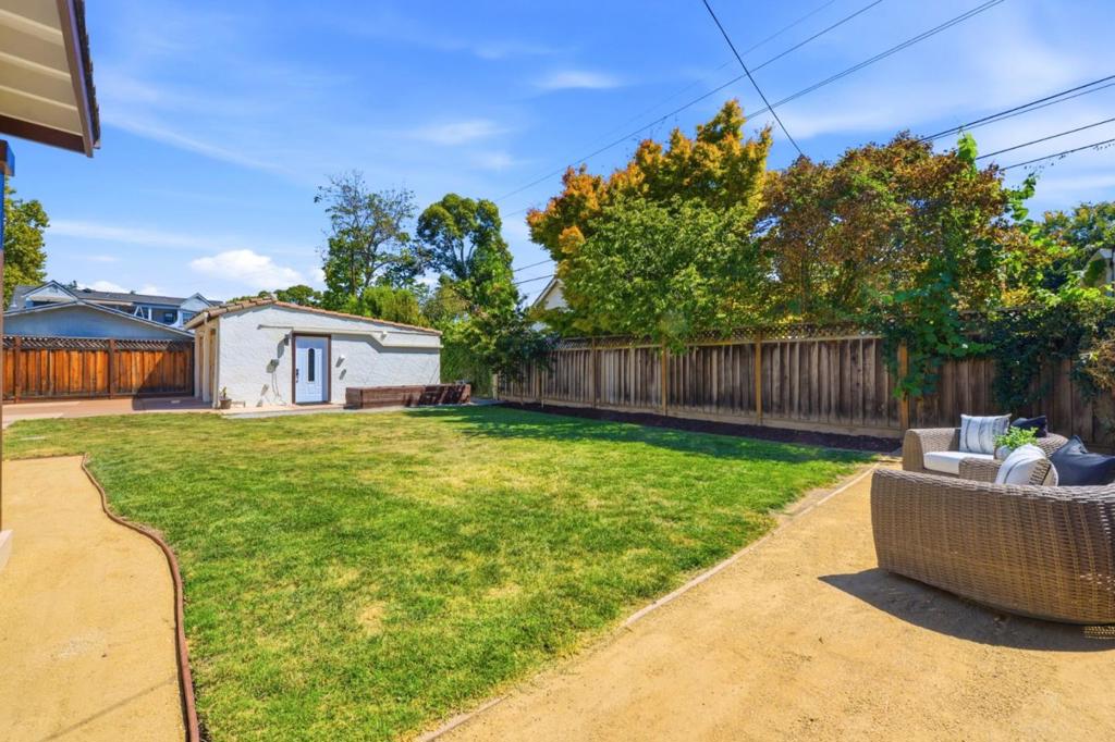 1110 Norval Way Property Photo 43
