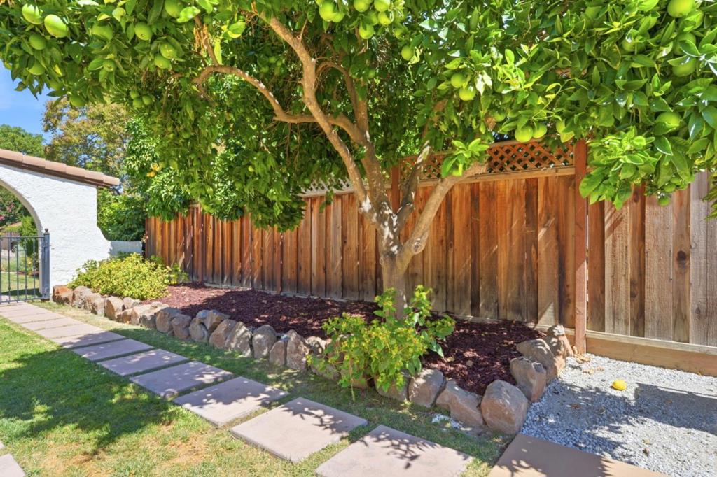 1110 Norval Way Property Photo 46