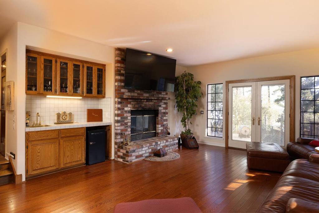 400 Dry Creek Road Property Photo 12