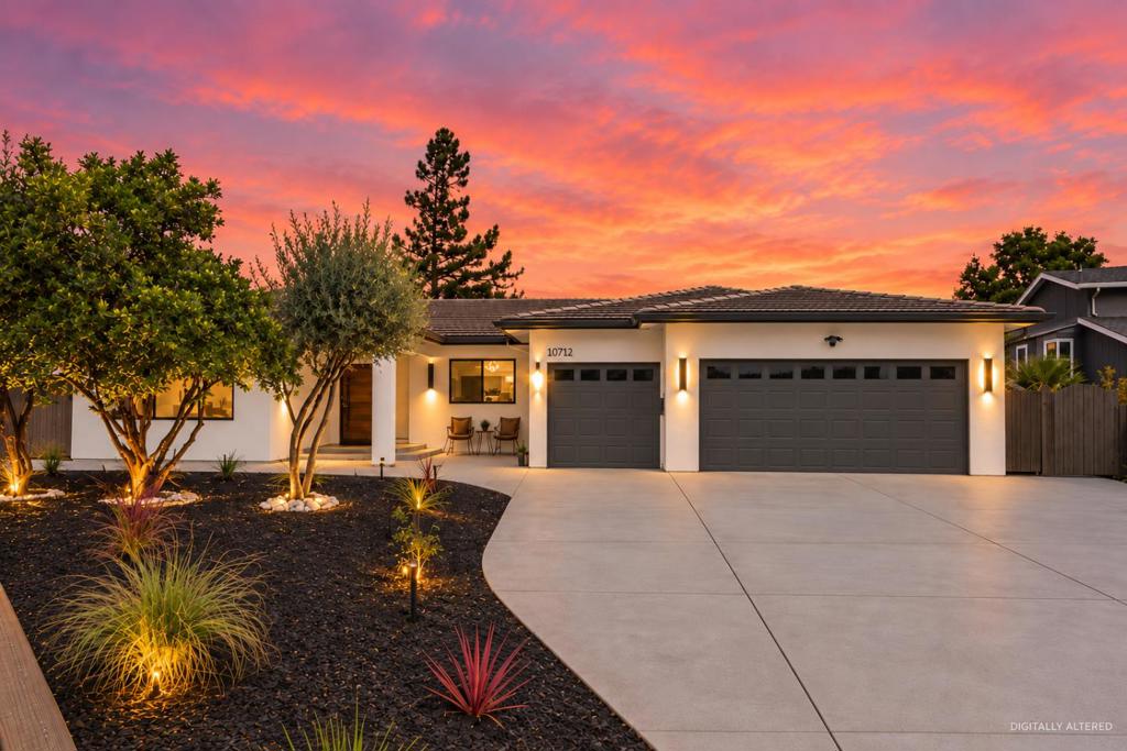 10712 Pebble Place Property Photo