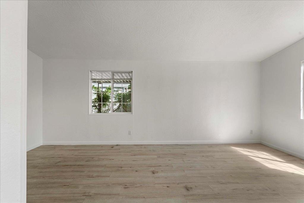 661 Bonita Avenue 2 Property Photo 8