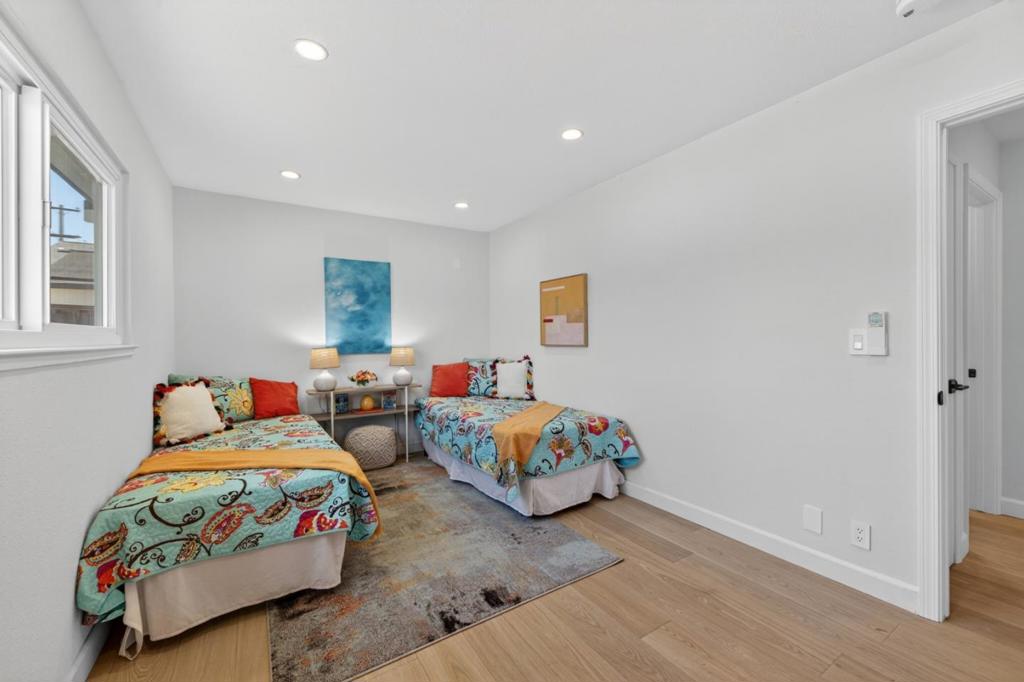 1434 Myrtle Avenue Property Photo 21