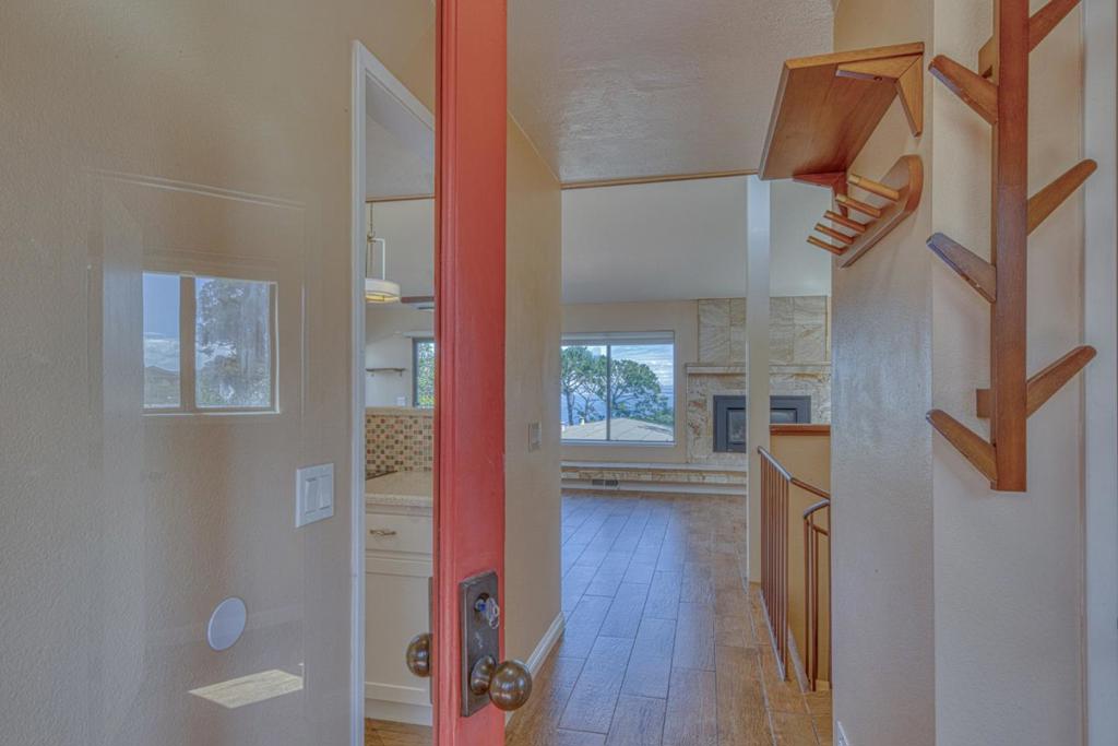 664 Terry Street Property Photo 3