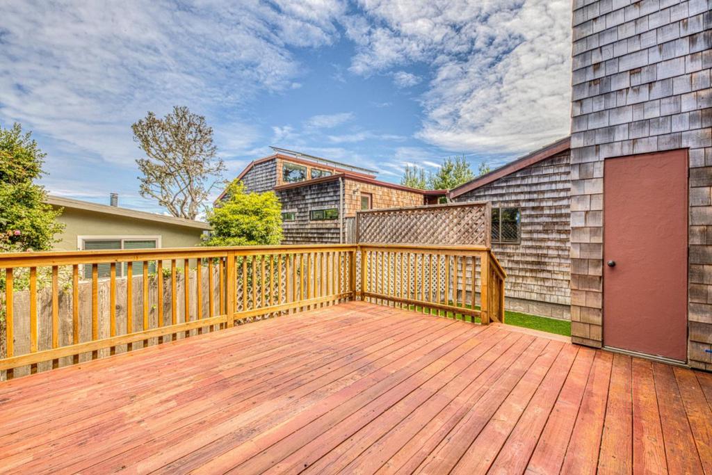 664 Terry Street Property Photo 24