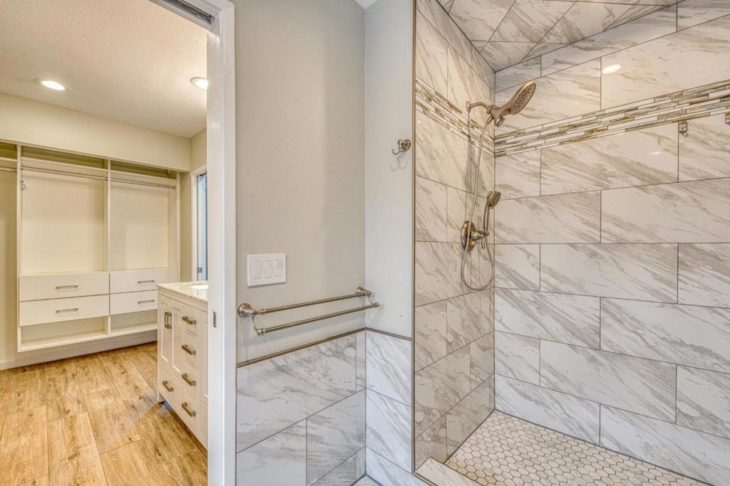 664 Terry Street Property Photo 28