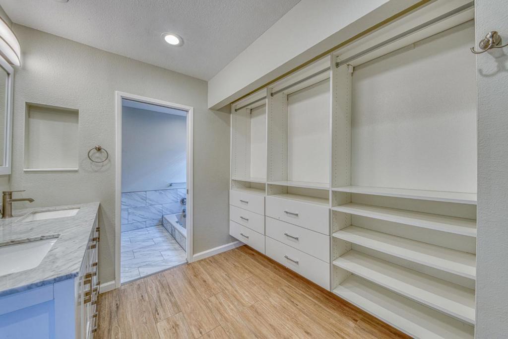 664 Terry Street Property Photo 31