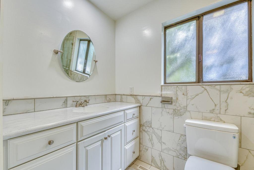 664 Terry Street Property Photo 37