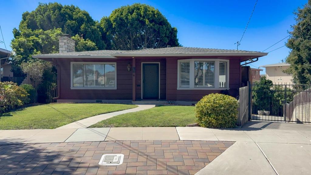 162 Riker Terrace Property Photo 1