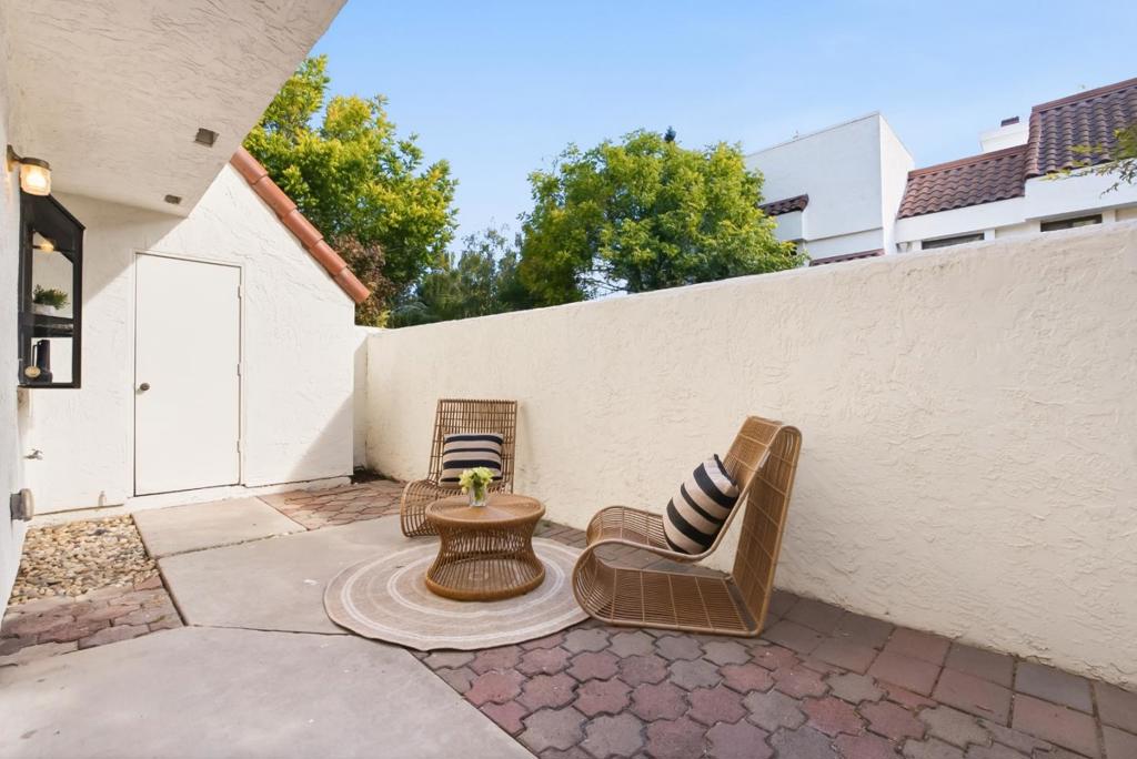 1003 Chula Vista Terrace Property Photo 12