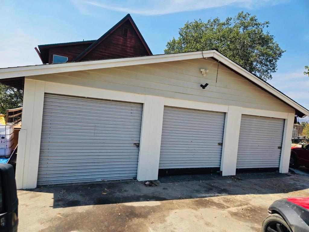 1040 Comstock Road Property Photo 15