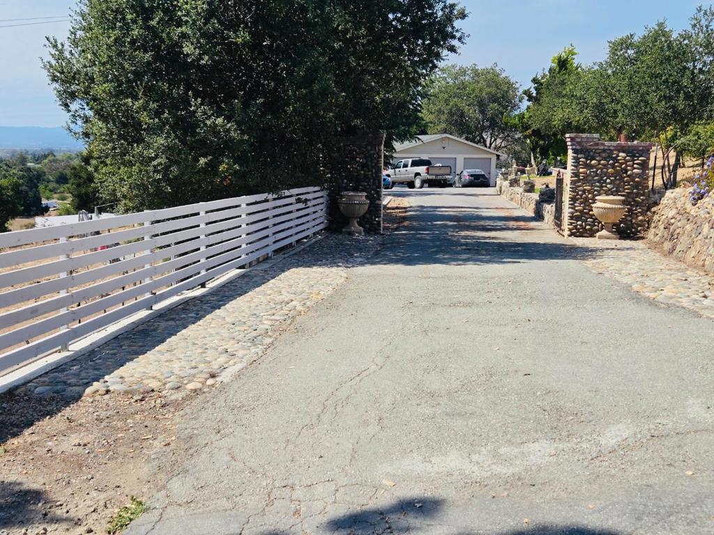 1040 Comstock Road Property Photo 16