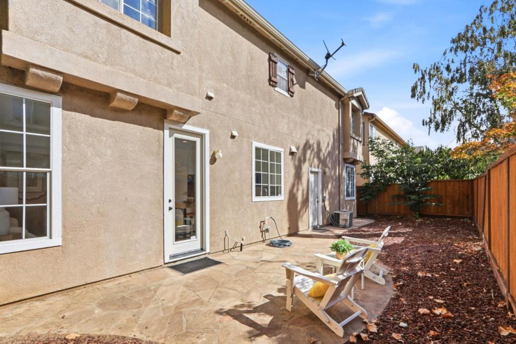 3075 Rubino Circle Property Photo 31