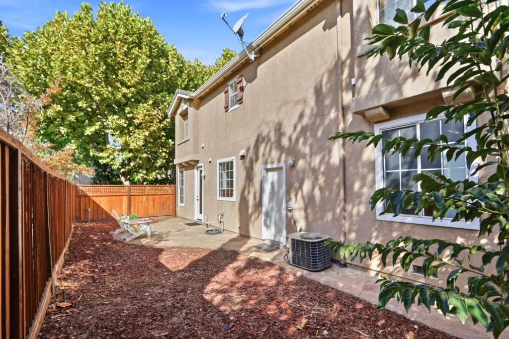 3075 Rubino Circle Property Photo 32