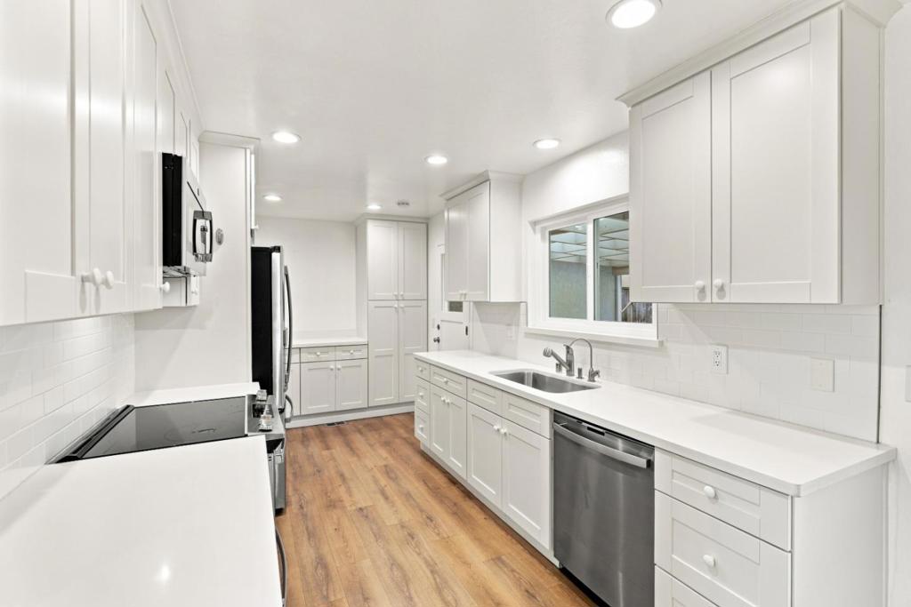 17865 Peak Avenue Property Photo 20