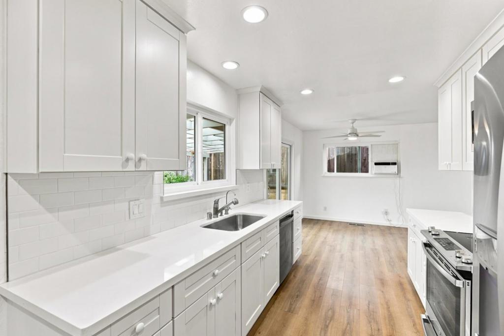 17865 Peak Avenue Property Photo 21