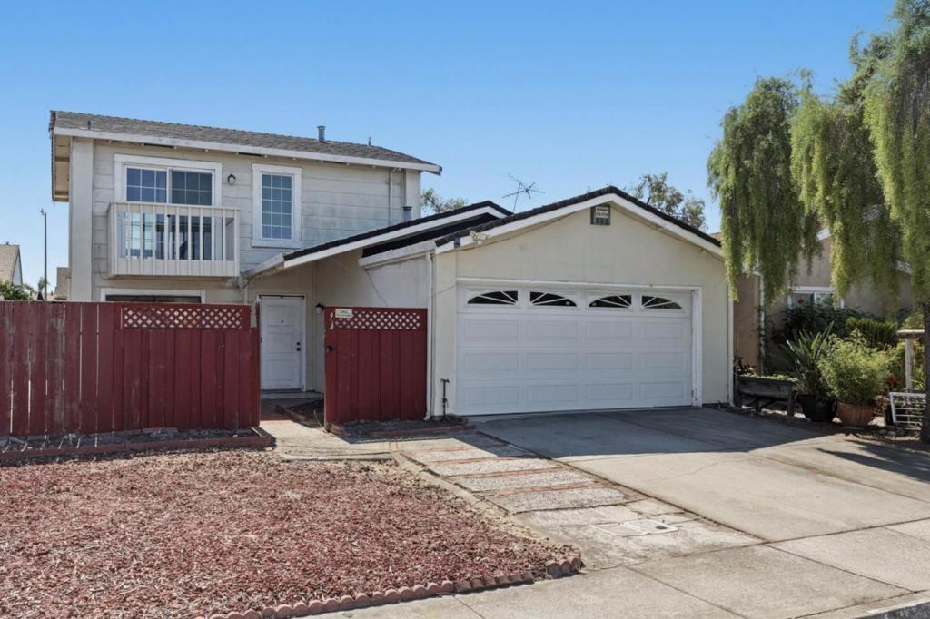 211 Checkers Drive Property Photo 2