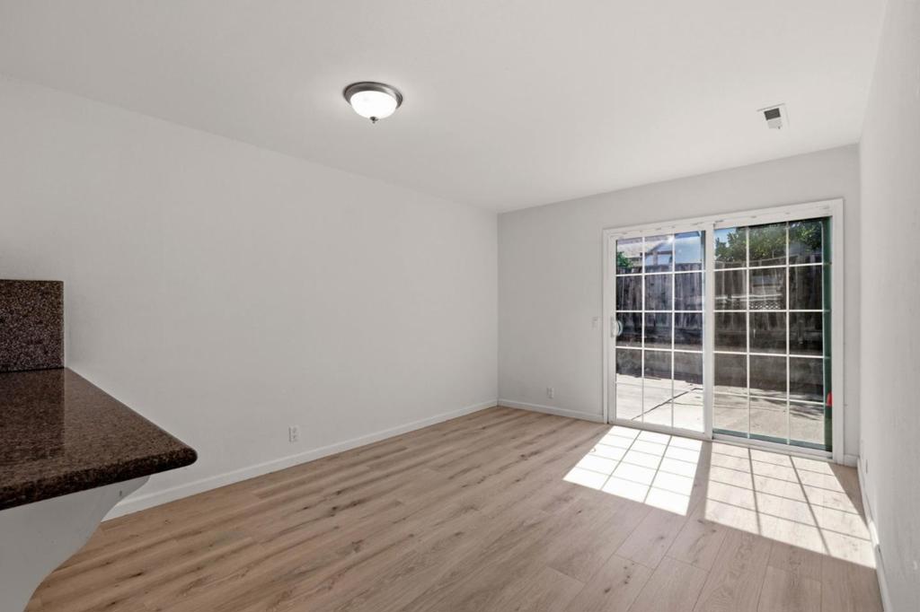 211 Checkers Drive Property Photo 12