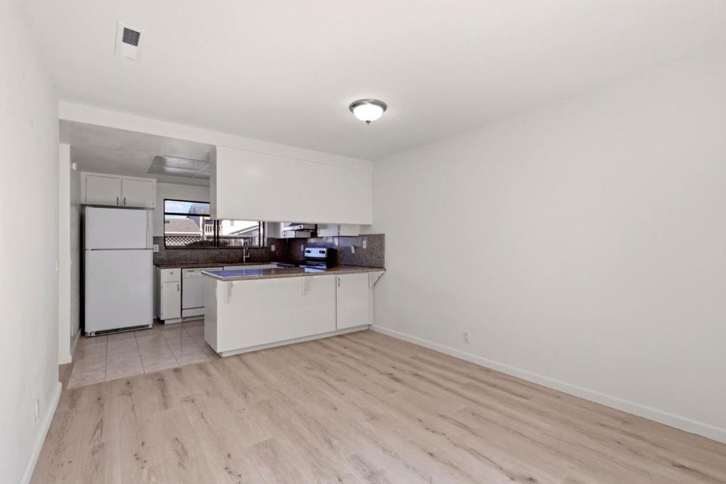 211 Checkers Drive Property Photo 13