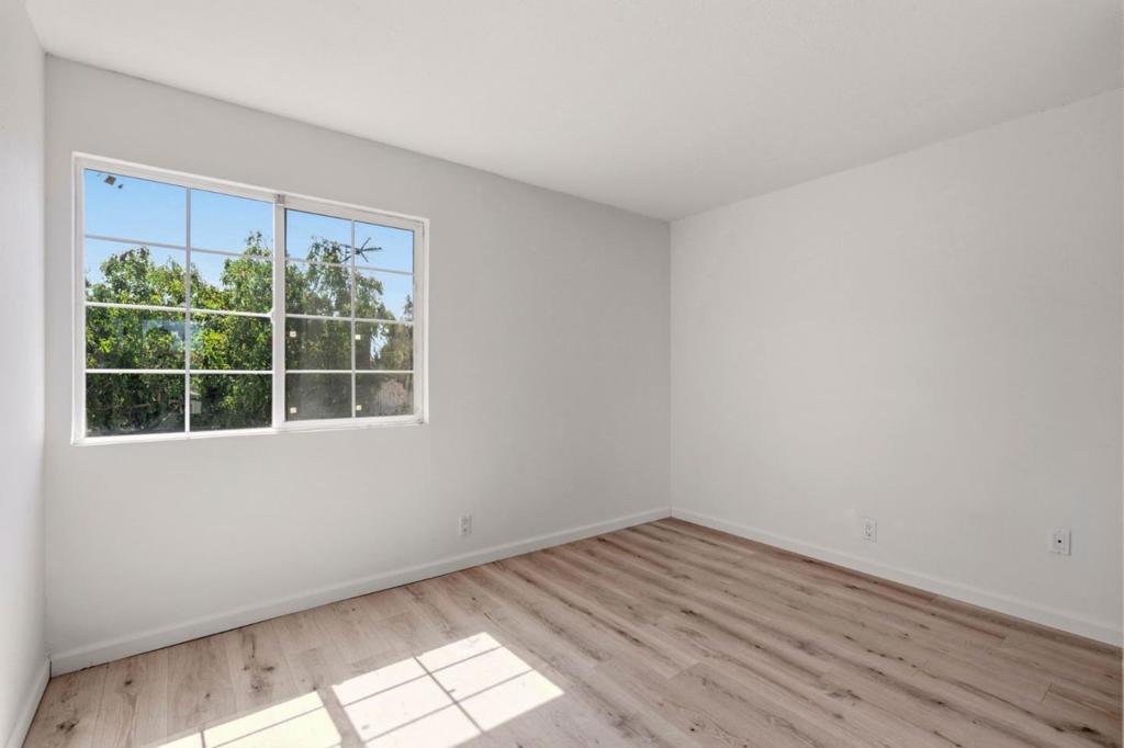 211 Checkers Drive Property Photo 18