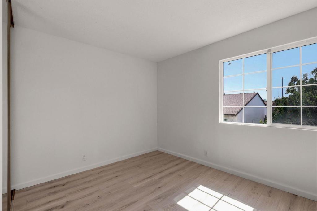 211 Checkers Drive Property Photo 19