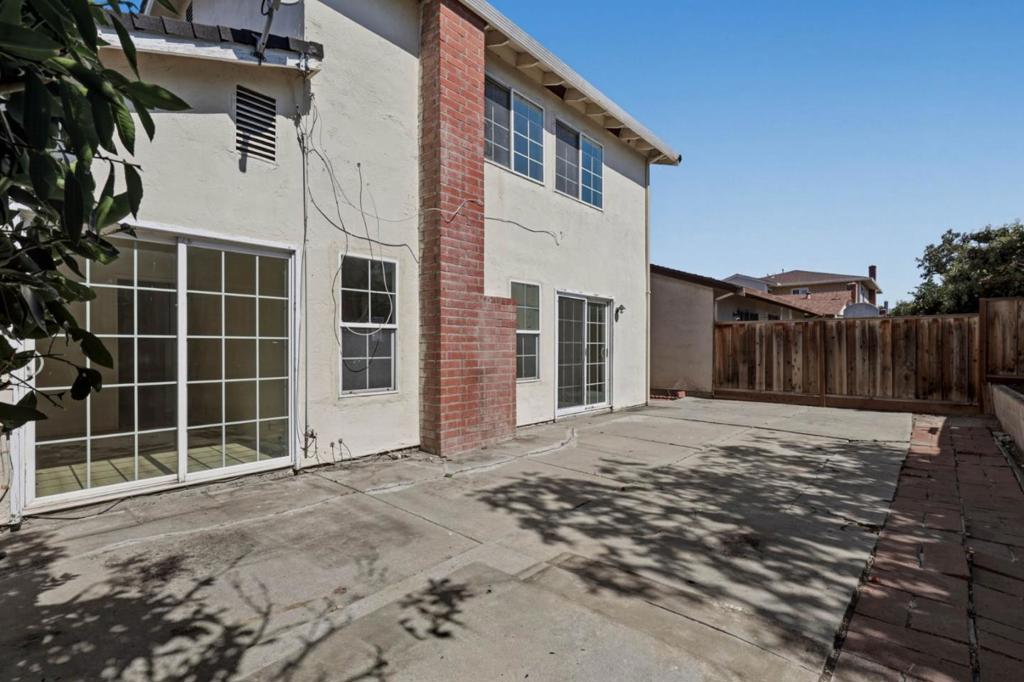 211 Checkers Drive Property Photo 29