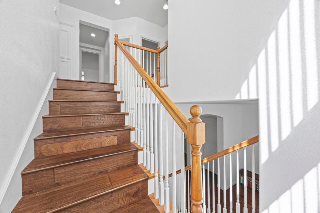 7553 Turnberry Way Property Photo 30