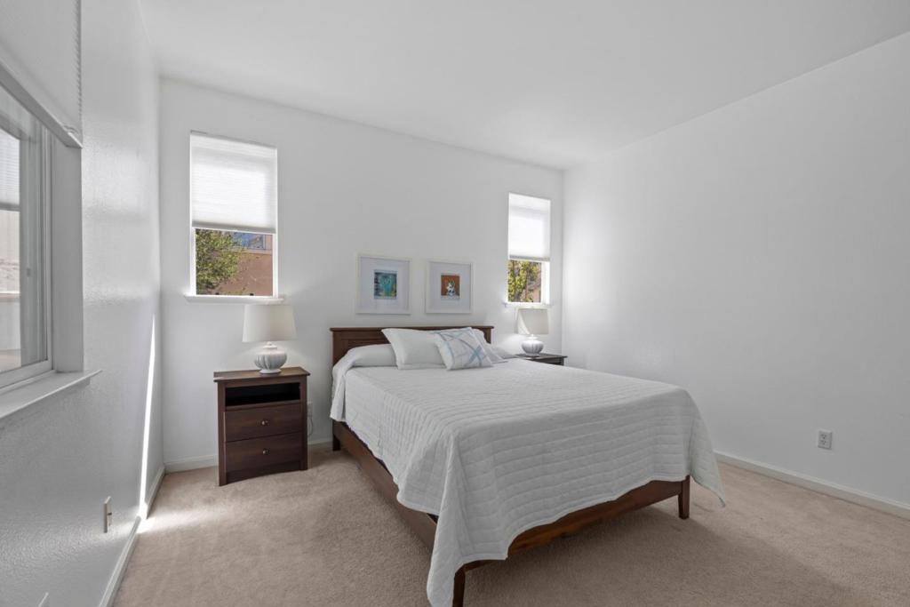 7553 Turnberry Way Property Photo 41
