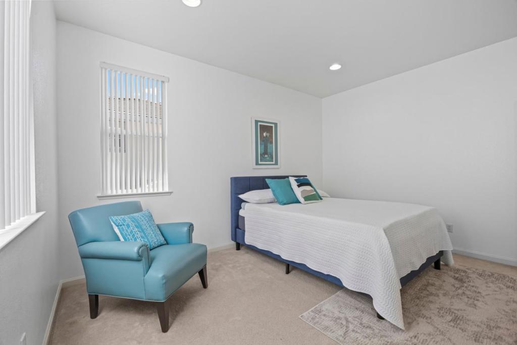 7553 Turnberry Way Property Photo 43