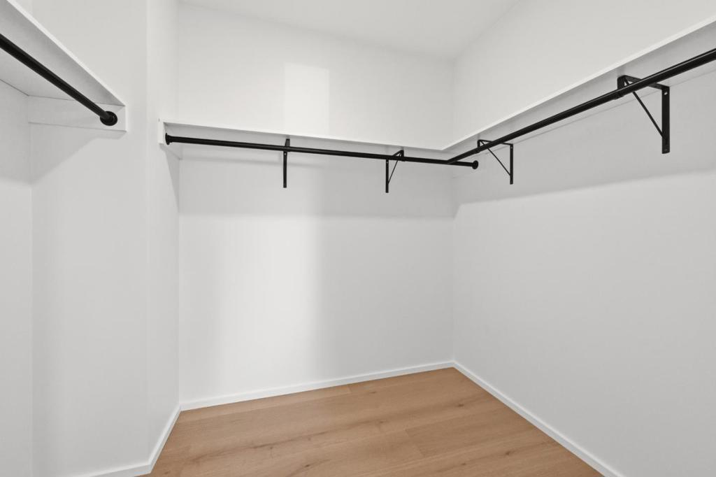 2076 Coastland Avenue Property Photo 27