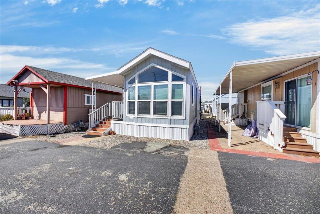 835 Kimball Avenue 2 Property Photo 16