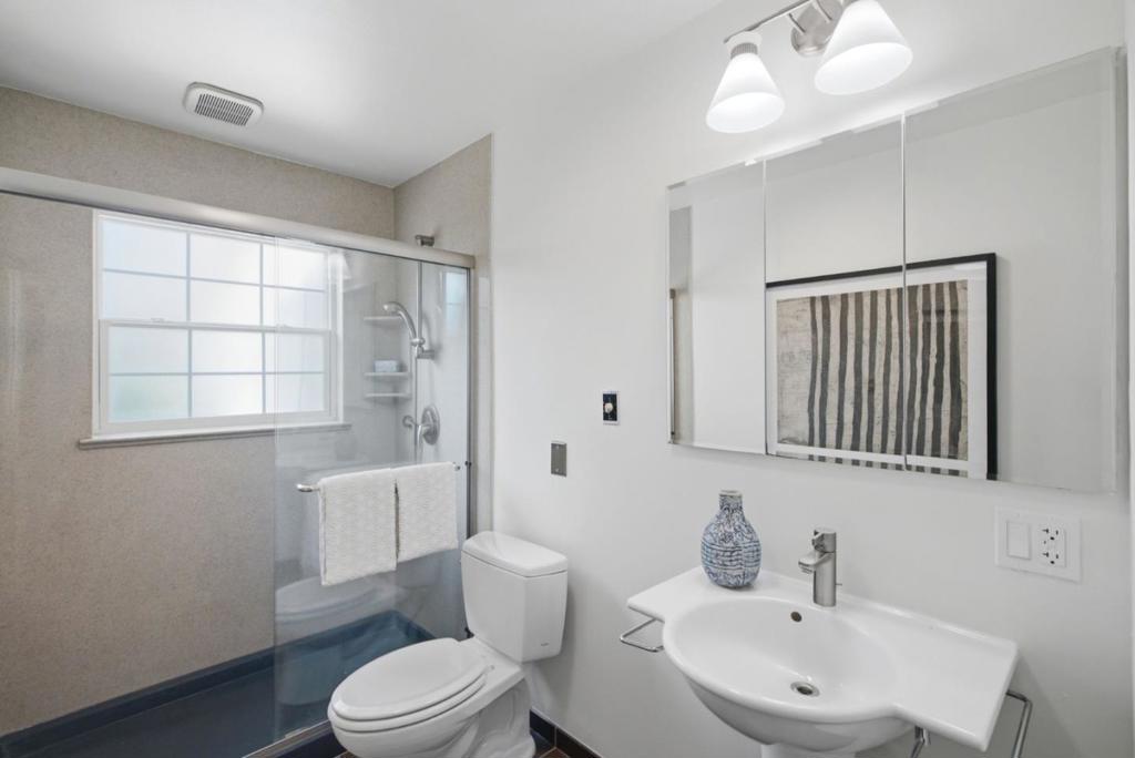 699 Rosita Avenue Property Photo 31