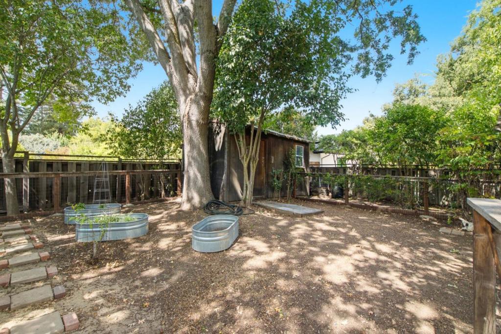 699 Rosita Avenue Property Photo 48