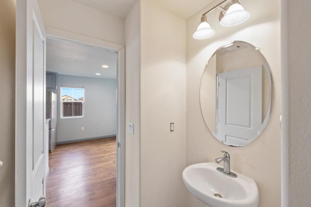 12805 Rogge Village Loop Property Photo 9