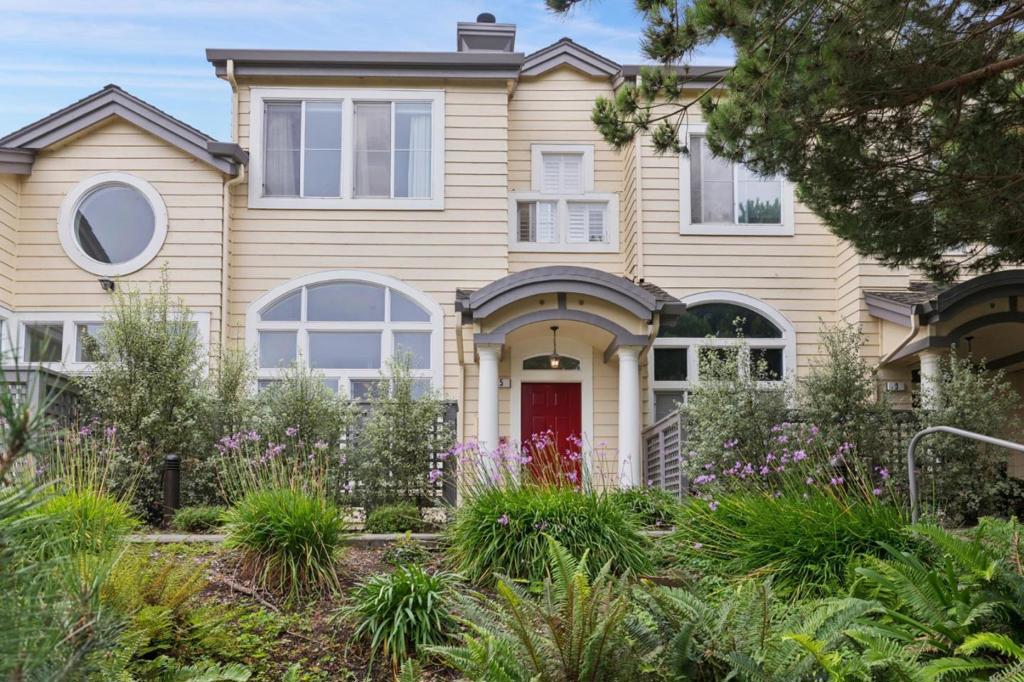 5 Erin Lane Property Photo 1