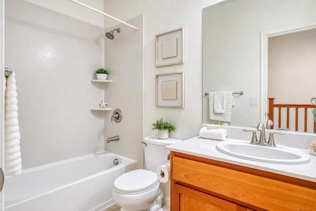 1307 Westbury Drive Property Photo 36