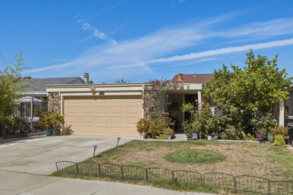 1179 Beaconsfield Property Photo 1