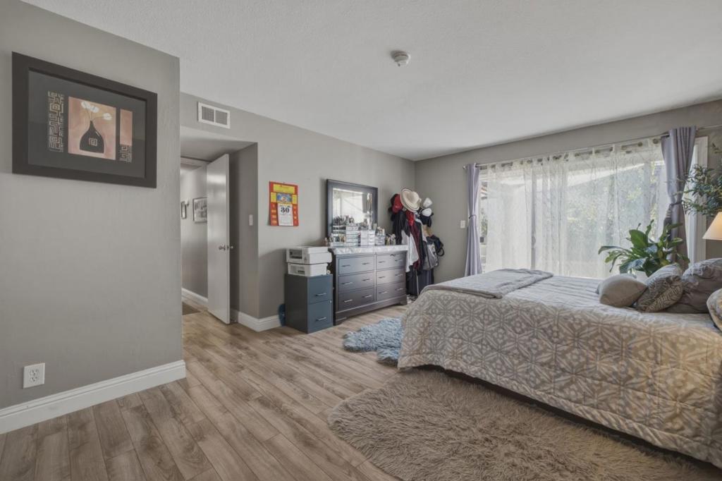 1179 Beaconsfield Property Photo 28