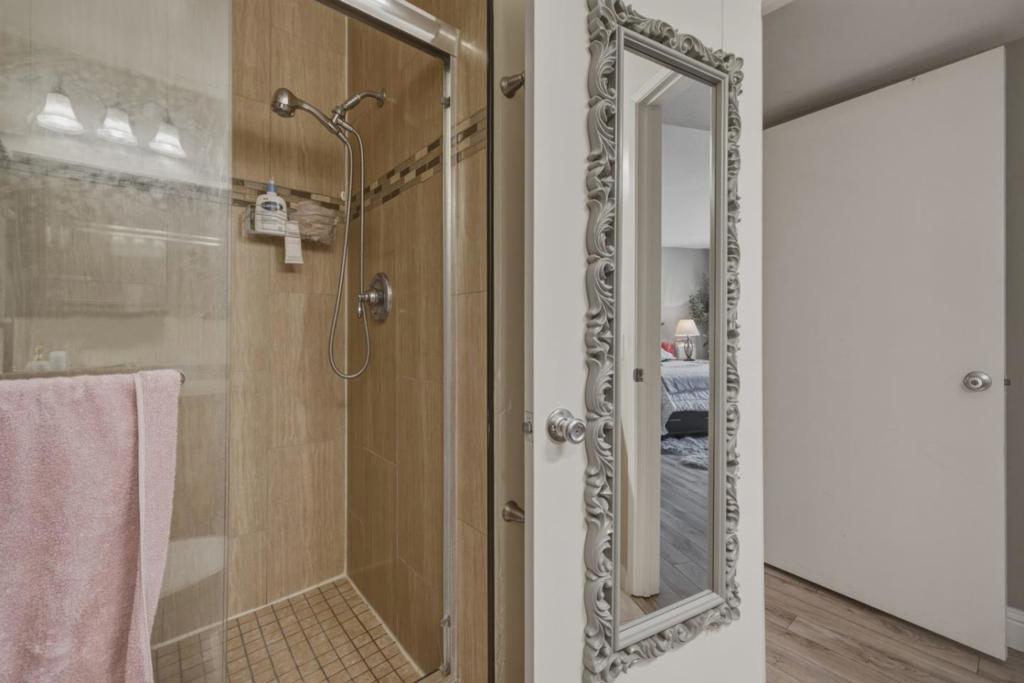 1179 Beaconsfield Property Photo 30