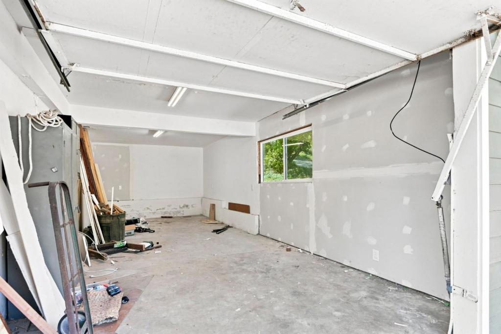 6667 Highway 9 Property Photo 39