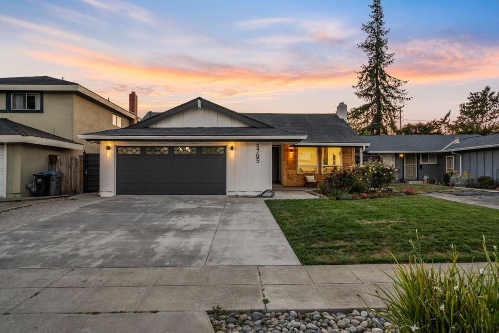 5705 Venado Court Property Photo