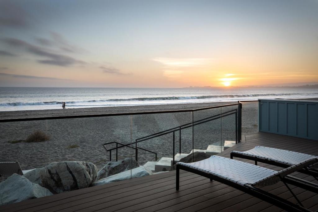 638 Beach Drive Property Photo 49