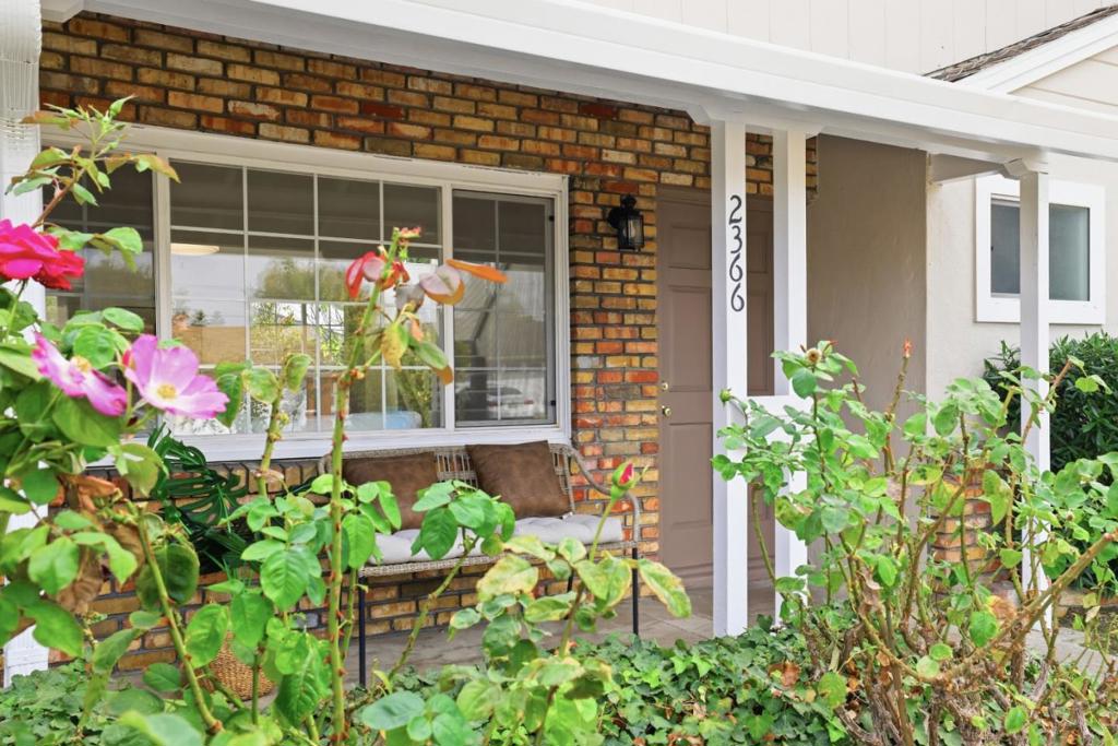 2366 Fatjo Place Property Photo 4