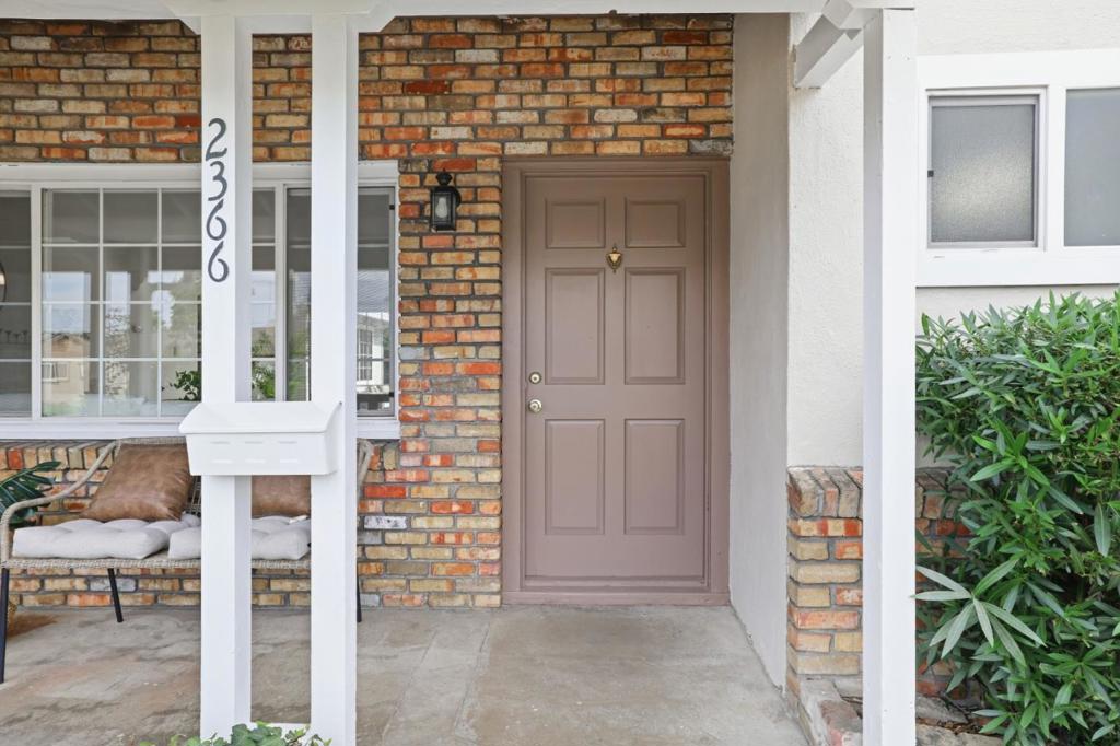2366 Fatjo Place Property Photo 6