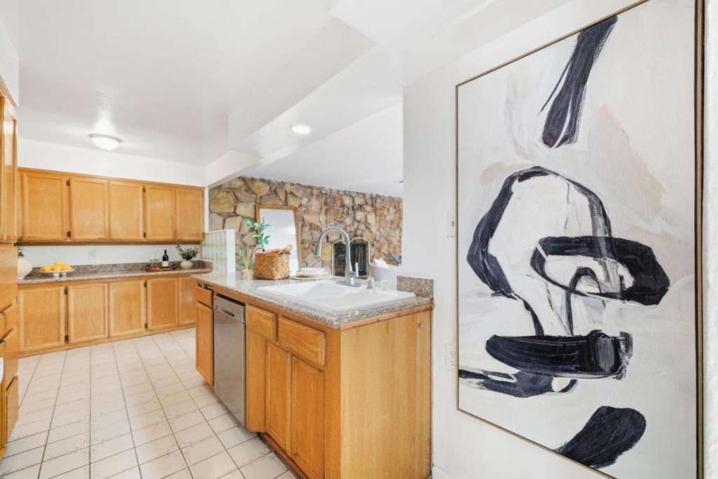 2366 Fatjo Place Property Photo 21