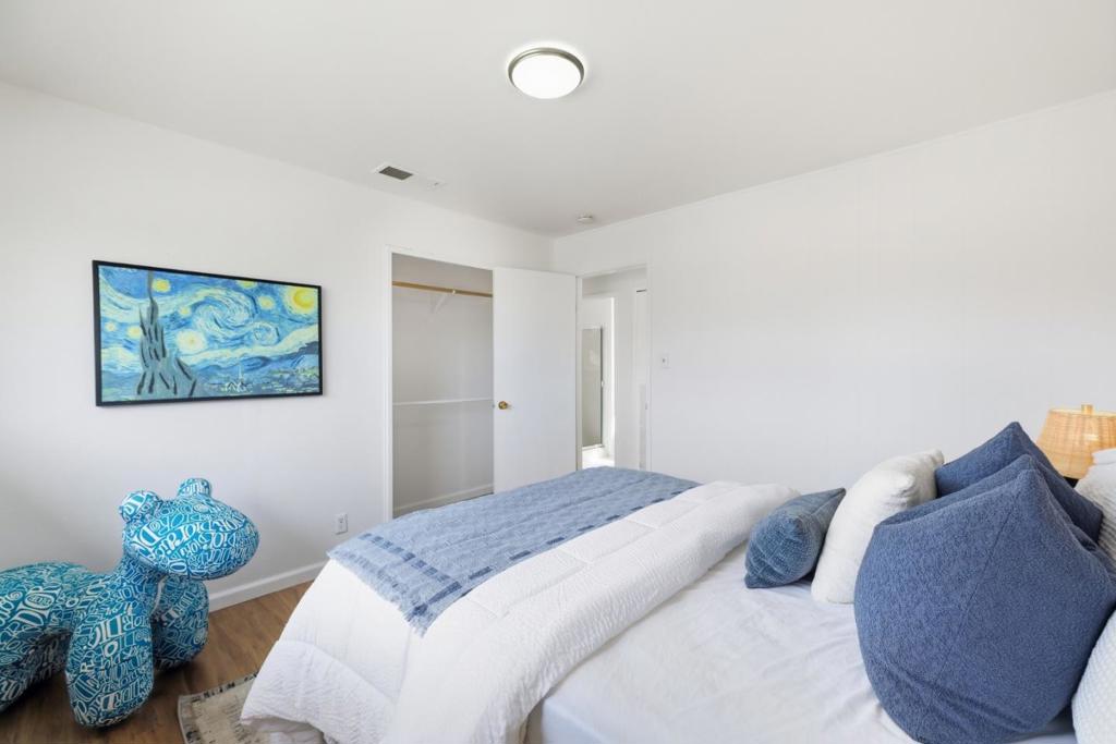 2366 Fatjo Place Property Photo 44